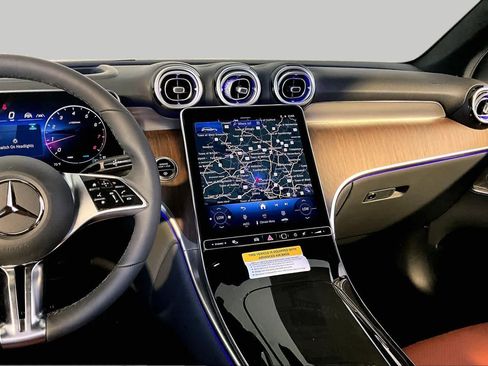 New 2026 Mercedes-Benz GLC 300 4MATIC image 8