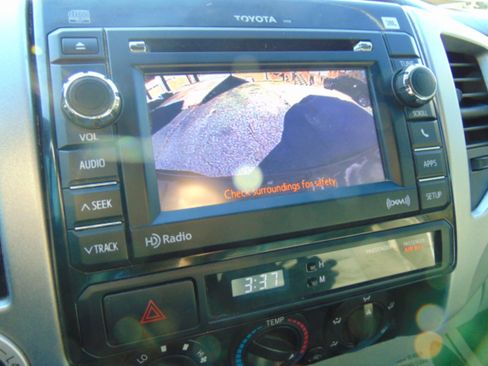 Used 2012 Toyota Tacoma 4x4 Double Cab image 8