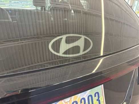 Used 2025 Hyundai Tucson SEL AWD/4WD image 17