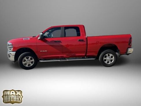 Used 2026 RAM 2500 Big Horn AWD/4WD image 3