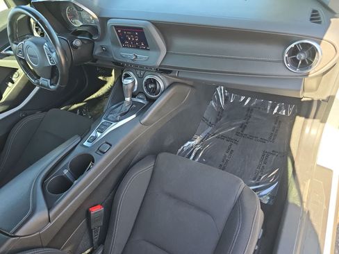 Used 2023 Chevrolet Camaro LT RWD image 11
