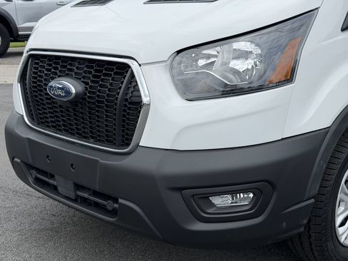 Certified 2025 Ford Transit 250 Low Roof w/ Exterior Upgrade Package RWD image 31