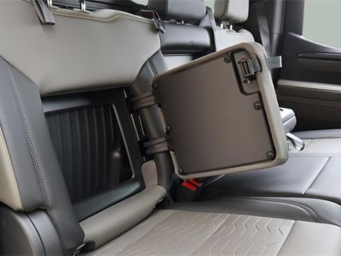 Used 2024 Chevrolet Silverado 1500 ZR2 image 23