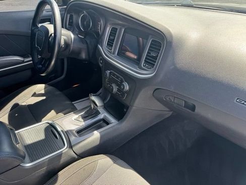 Used 2022 Dodge Charger SXT RWD image 24