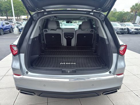Used 2023 Acura MDX FWD w/ Technology Package image 9