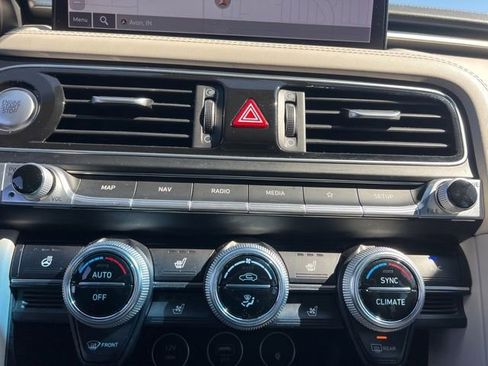 Used 2022 Genesis G70 3.3T w/ Sport Prestige Package image 21