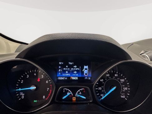 Used 2019 Ford Escape SEL AWD/4WD image 2