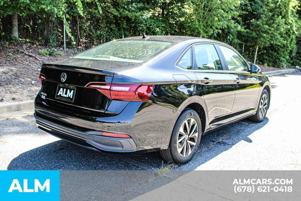 Used 2024 Volkswagen Jetta S FWD image 5