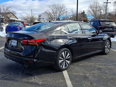 Used 2019 Nissan Altima 2.5 SV image 6