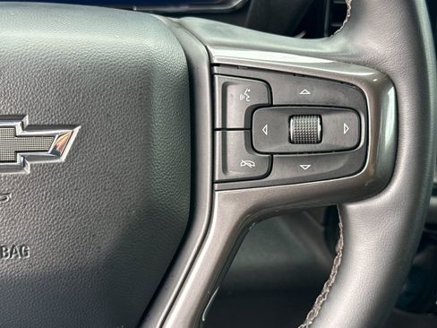 Used 2024 Chevrolet Silverado 2500 ZR2 w/ Technology Package image 18