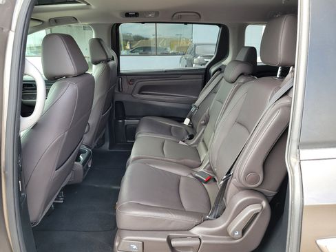 Used 2021 Honda Odyssey EX-L image 12