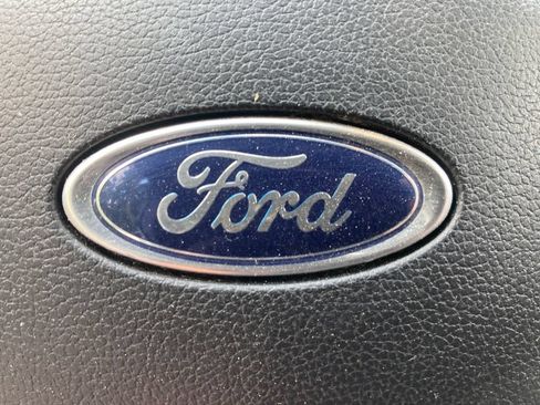 Used 2020 Ford Explorer XLT w/ Comfort Package AWD/4WD image 26
