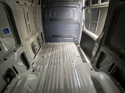 New 2025 Mercedes-Benz Sprinter 2500 image 16