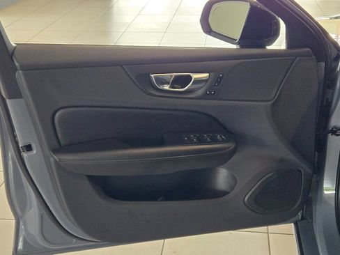 Used 2022 Volvo S60 B5 Inscription FWD image 18
