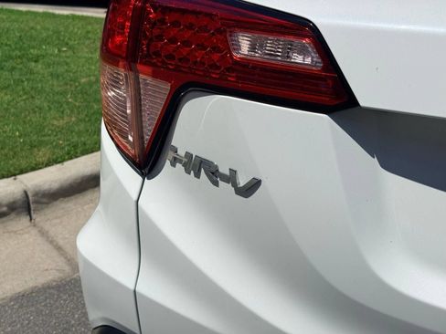 Used 2016 Honda HR-V EX-L image 12