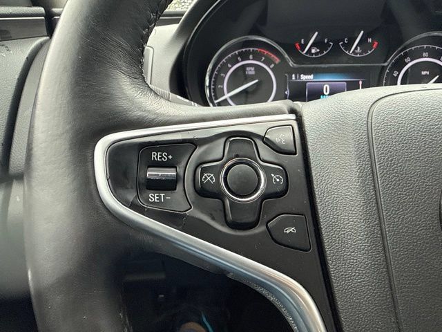 Used 2017 Buick Regal Sport Touring FWD image 15