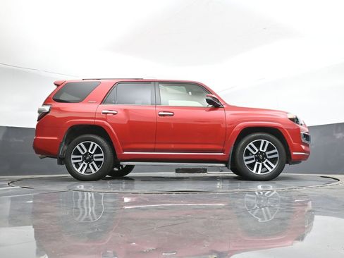 Used 2024 Toyota 4Runner Limited image 42