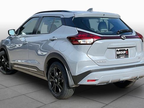 Used 2024 Nissan Kicks SR w/ SR Premium Package FWD image 11