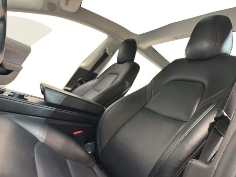 Used 2021 Tesla Model 3 Long Range image 14