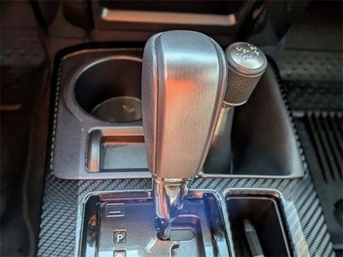 Used 2021 Toyota 4Runner Venture w/ Moonroof Package image 8