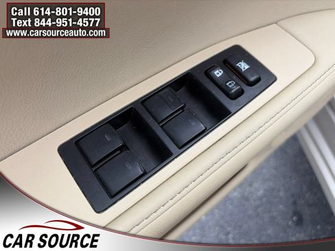 Used 2015 Lexus ES 350 w/ Premium Package FWD image 17