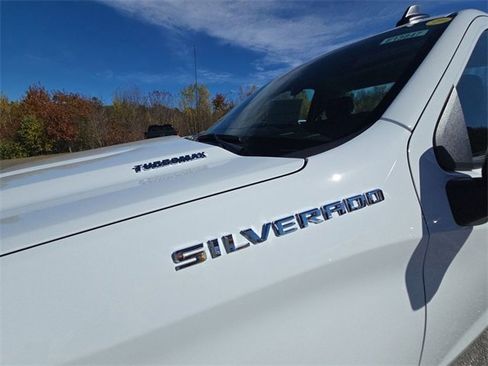 New 2026 Chevrolet Silverado 1500 W/T image 30