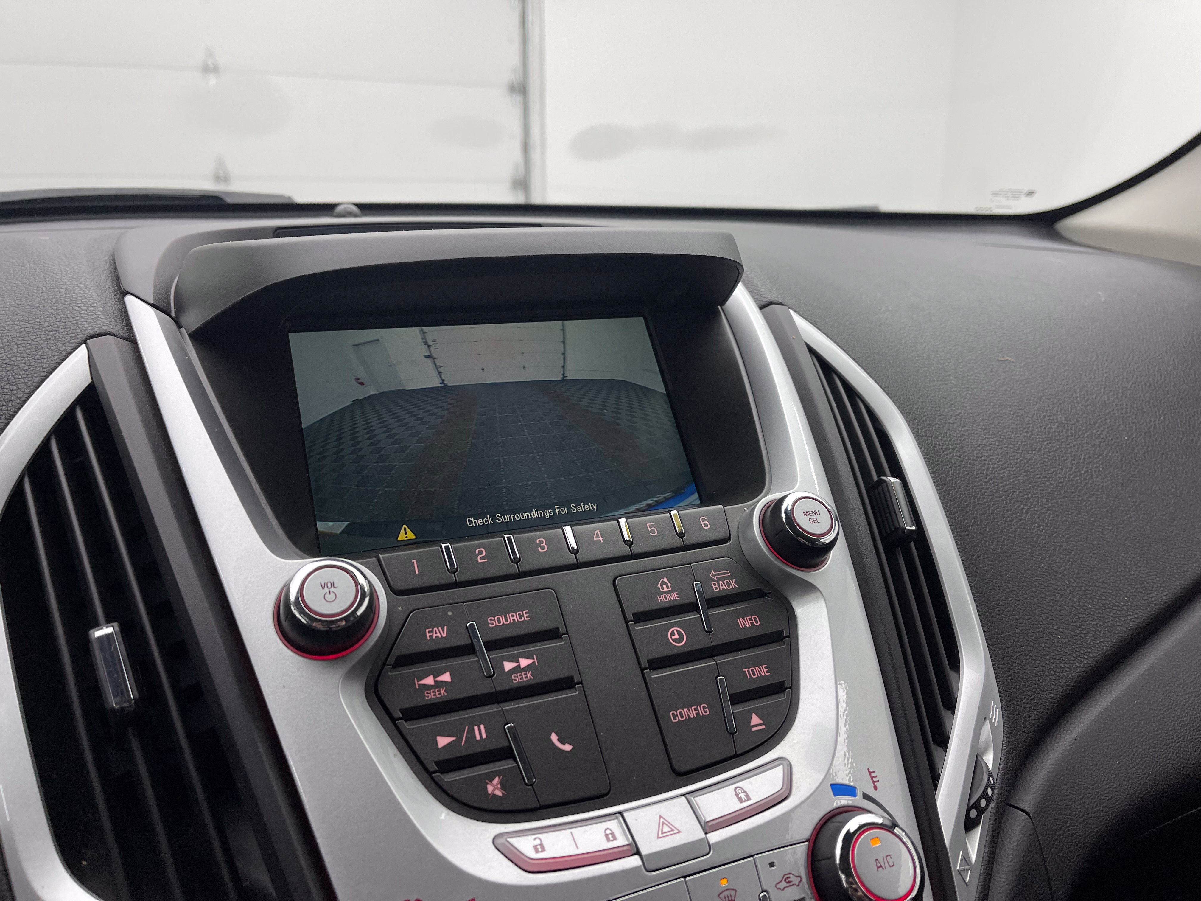 Used 2014 GMC Terrain SLT w/ Safety Package FWD image 4