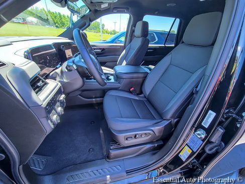 Certified 2025 Chevrolet Tahoe LS w/ LPO, Dark Essentials Package AWD/4WD image 8