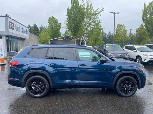 Certified 2023 Volkswagen Atlas SEL R-Line AWD/4WD image 7