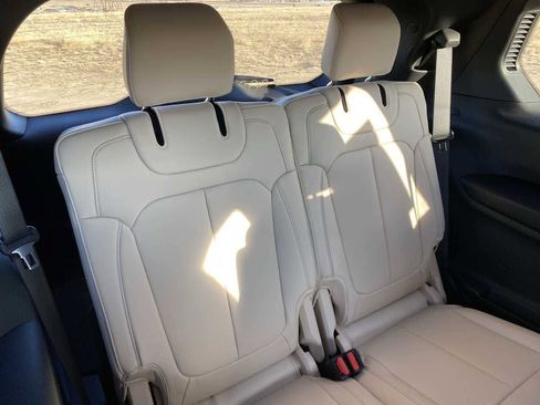 New 2026 Jeep Grand Cherokee L Limited image 40