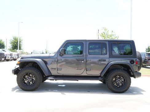 Used 2024 Jeep Wrangler Unlimited Sport AWD/4WD image 6