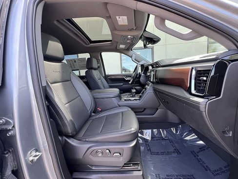 Used 2024 GMC Sierra 1500 Denali w/ Denali Reserve Package AWD/4WD image 28