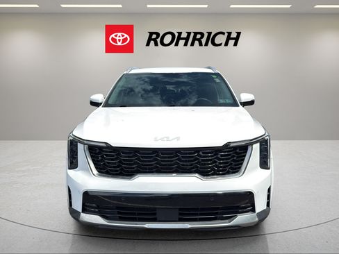 Used 2025 Kia Sorento EX AWD/4WD image 2