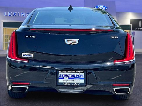 Used 2019 Cadillac XTS Luxury FWD image 6