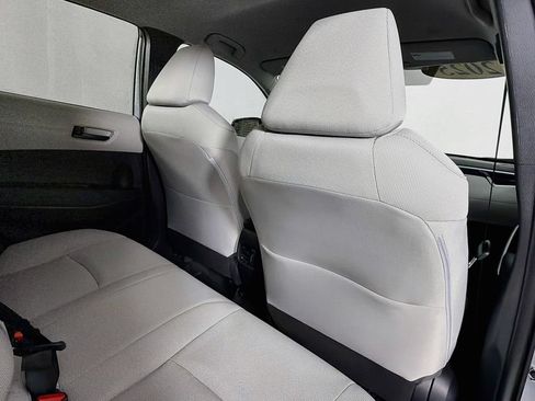 Used 2025 Toyota Corolla Cross L FWD image 27