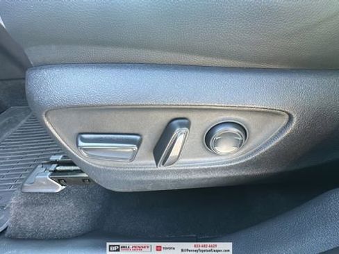 Used 2024 Toyota Grand Highlander XLE image 16