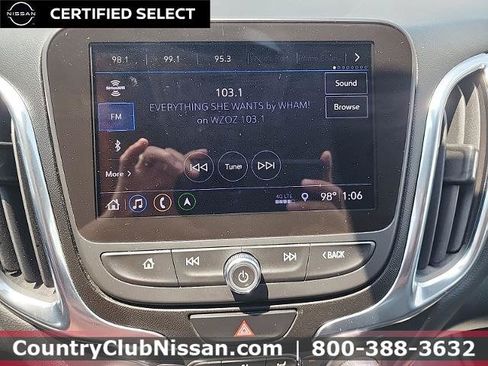 Used 2021 Chevrolet Equinox LT AWD/4WD image 17