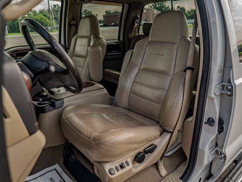 Used 2007 Ford F350 Lariat AWD/4WD image 15