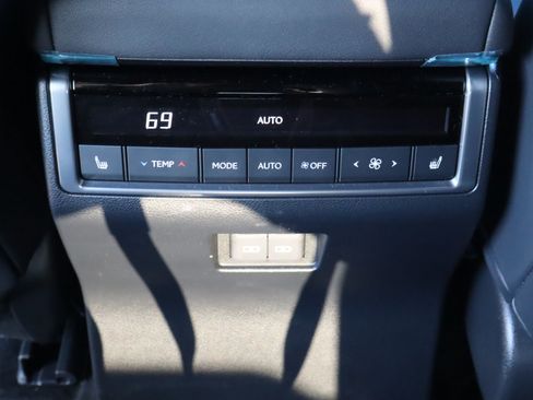Used 2025 Lexus GX 550 w/ Accessory Package (2T) AWD/4WD image 14