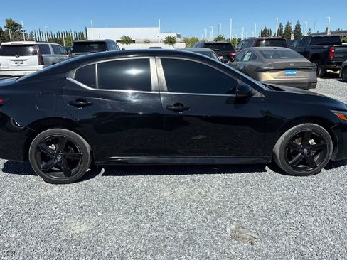 Used 2021 Nissan Sentra SR w/ Trunk Package FWD image 9