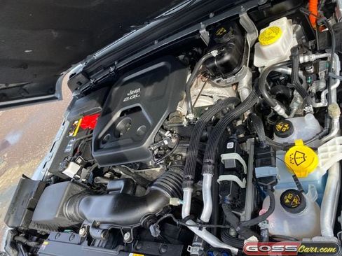 Used 2022 Jeep Wrangler Unlimited Sahara 4xe w/ Cold Weather Group image 29