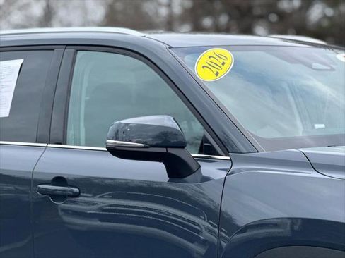 Certified 2026 Toyota Grand Highlander XLE image 7