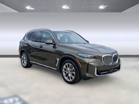 Used 2026 BMW X5 xDrive50e w/ Executive Package AWD/4WD image 6