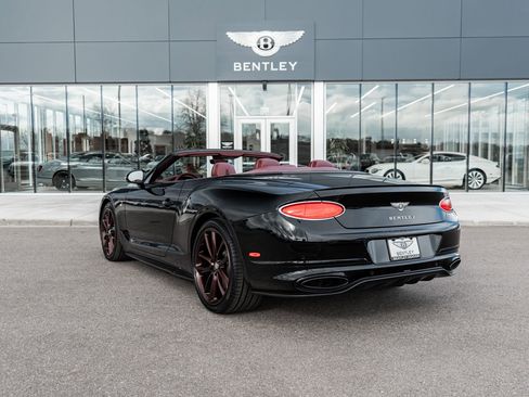 Used 2020 Bentley Continental GT image 3