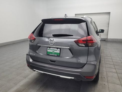Used 2018 Nissan Rogue SL FWD image 7