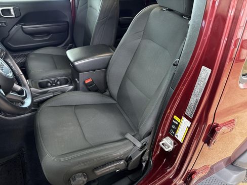 Used 2021 Jeep Wrangler Unlimited Sport AWD/4WD image 22