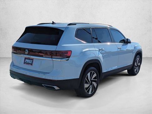 Used 2024 Volkswagen Atlas SE FWD image 5