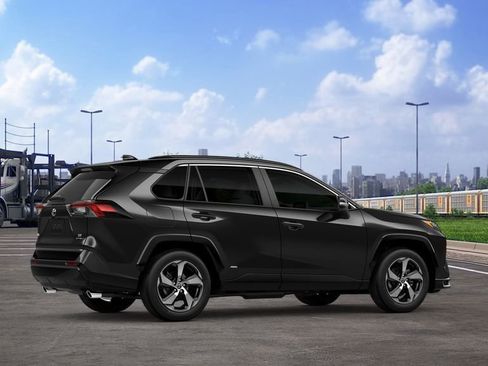 New 2025 Toyota RAV4 SE image 11