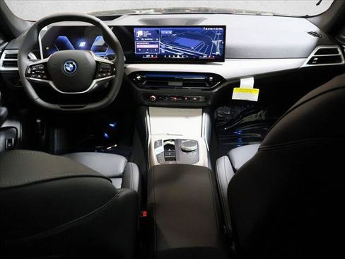 Used 2026 BMW i4 xDrive40i w/ Premium Package AWD/4WD image 16