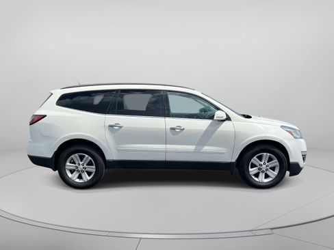 Used 2013 Chevrolet Traverse LT AWD/4WD image 2